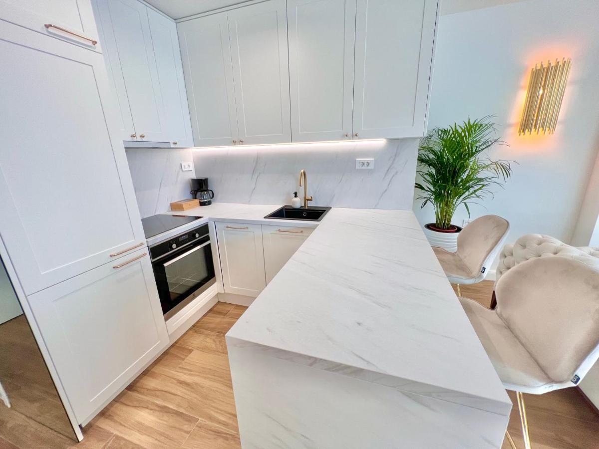 Apartment Velvet - Free Private Garage Дубровник Екстер'єр фото