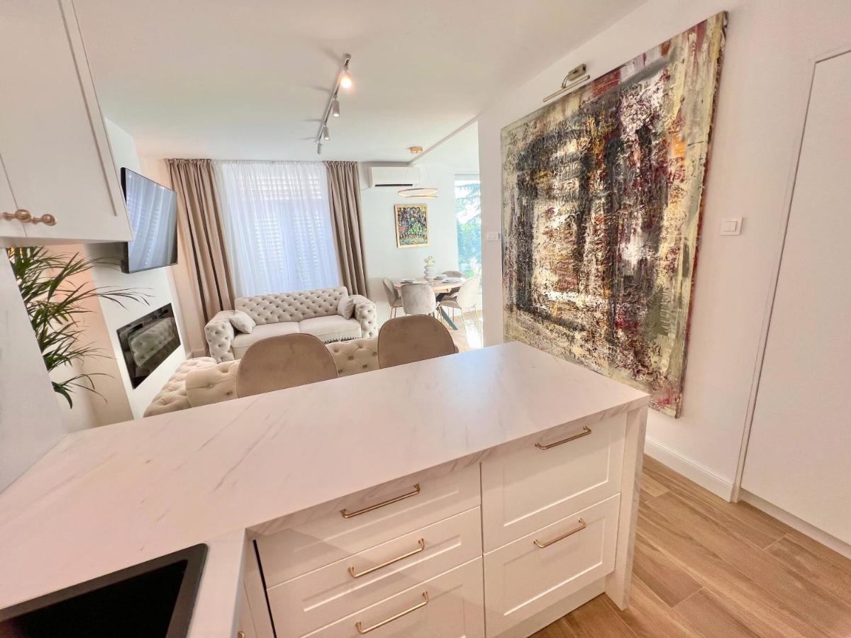 Apartment Velvet - Free Private Garage Дубровник Екстер'єр фото